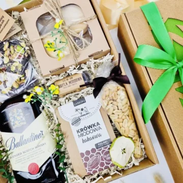 Zestaw prezentowy elegancki prezent w eko wydaniu manufaktura słodyczy.