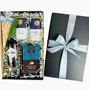 Box prezentowy Błękitne doznania w eleganckim opakowaniu z wstążką.